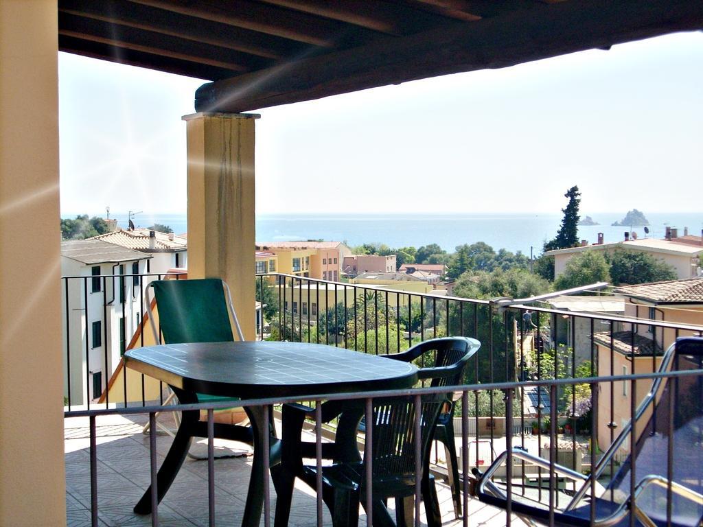 Апартаменти Yellon House Санта-Марія-Наваррезе Номер фото